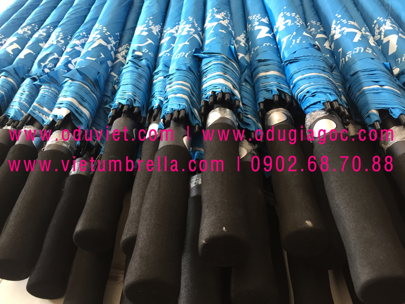 xưởng sản xuất ô dù cầm tay in logo quảng cáo